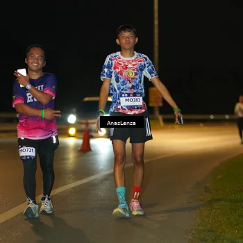Runner Photo 7718153