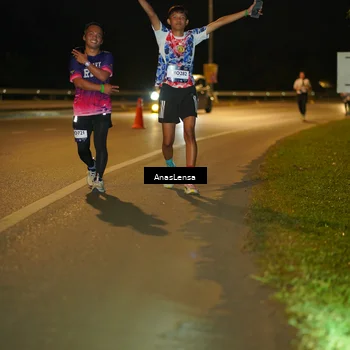 Runner Photo 7718157