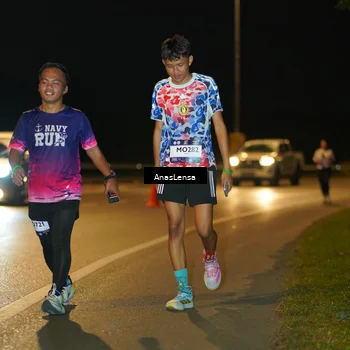 Runner Photo 7718159