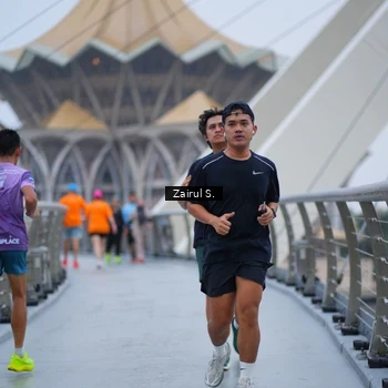 Runner Photo 7718162