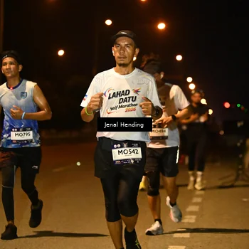 Runner Photo 7718169