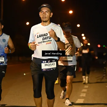 Runner Photo 7718172
