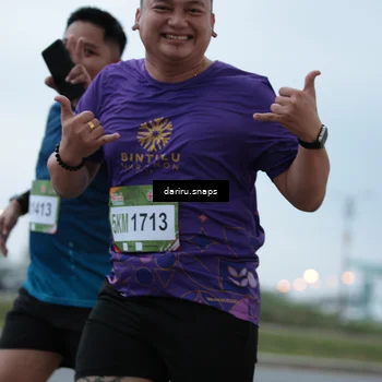 Runner Photo 7718183