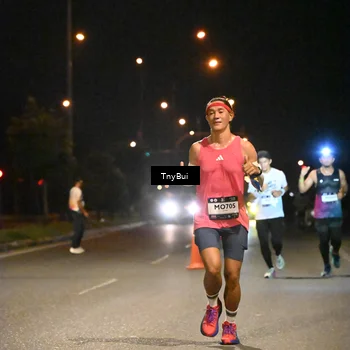 Runner Photo 7718199