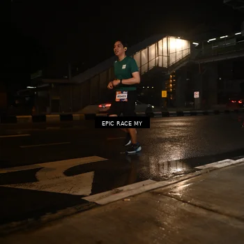 Runner Photo 7718227
