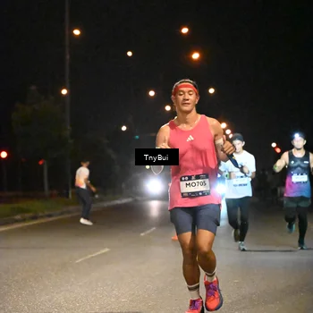 Runner Photo 7718231