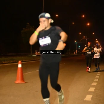 Runner Photo 7718233