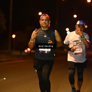 Runner Photo 7718237