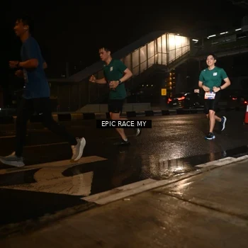 Runner Photo 7718256