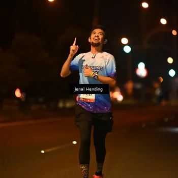 Runner Photo 7718268