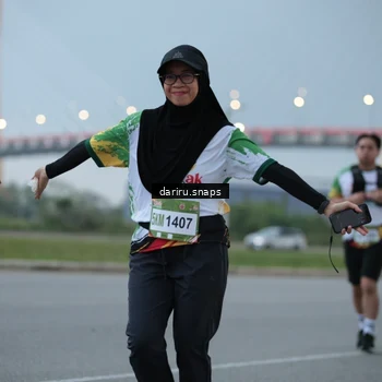 Runner Photo 7718282