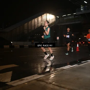 Runner Photo 7718292