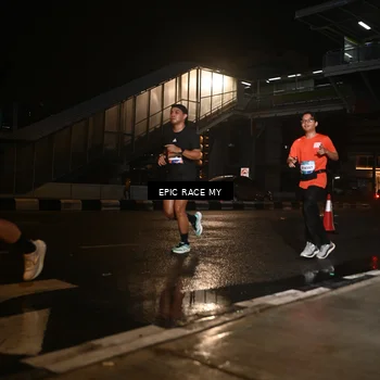 Runner Photo 7718293