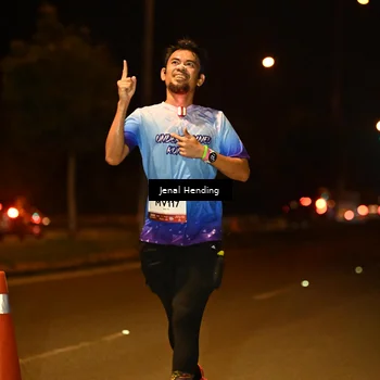 Runner Photo 7718299