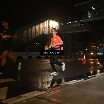 Runner Photo 7718305