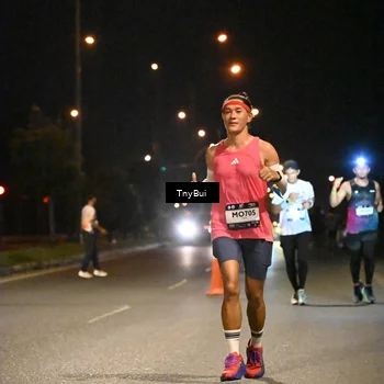 Runner Photo 7718324