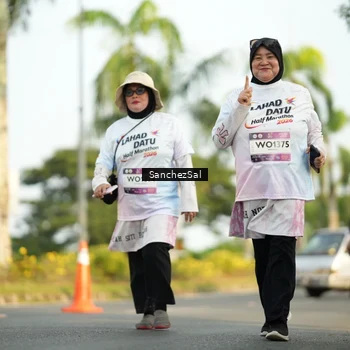 Runner Photo 7718328