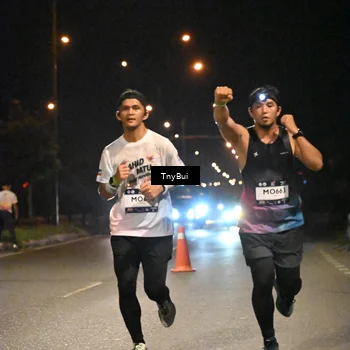 Runner Photo 7718333