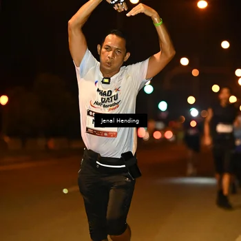 Runner Photo 7718335