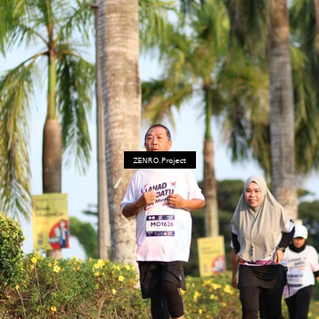 Runner Photo 7718352