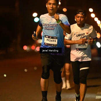Runner Photo 7718372