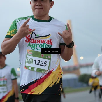 Runner Photo 7718390