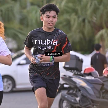 Runner Photo 7718392