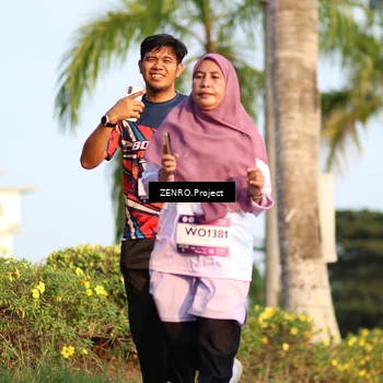 Runner Photo 7718403
