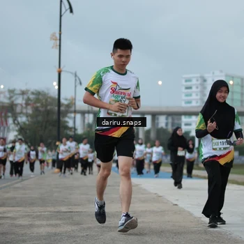 Runner Photo 7718405