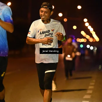 Runner Photo 7718421