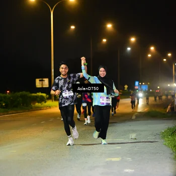 Runner Photo 7718427