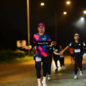 Runner Photo 7718441