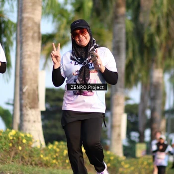Runner Photo 7718463