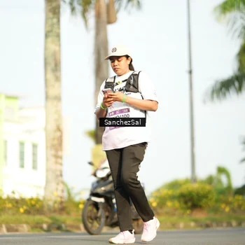 Runner Photo 7718471