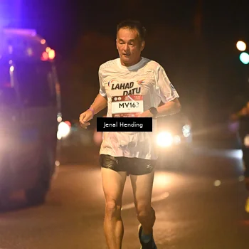 Runner Photo 7718477