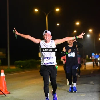 Runner Photo 7718485