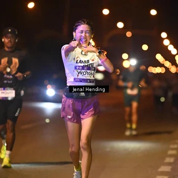 Runner Photo 7718494
