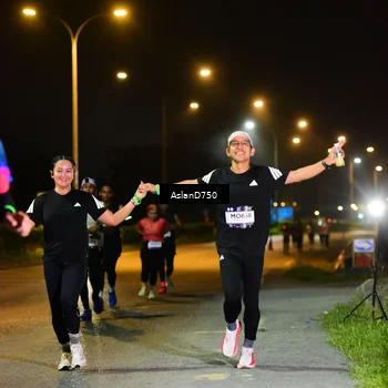 Runner Photo 7718511