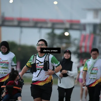 Runner Photo 7718533