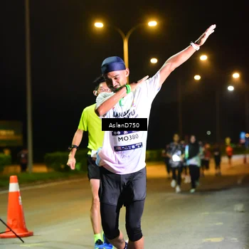 Runner Photo 7718541