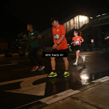 Runner Photo 7718548