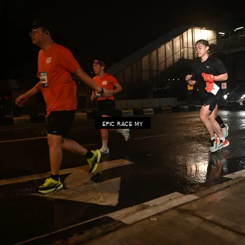 Runner Photo 7718560