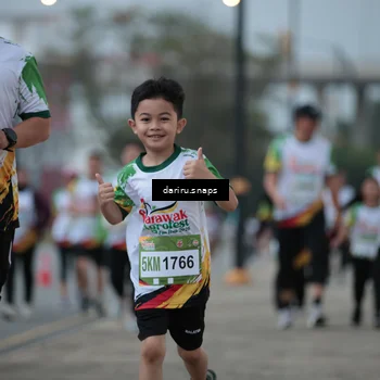 Runner Photo 7718576