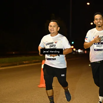 Runner Photo 7718584