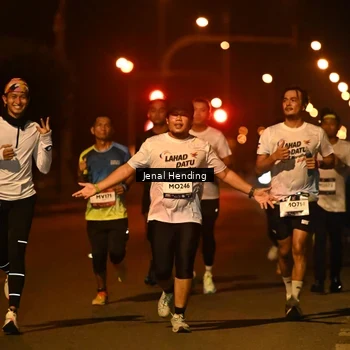 Runner Photo 7718593