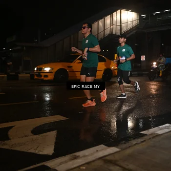Runner Photo 7718613