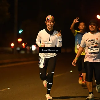 Runner Photo 7718624