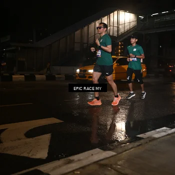 Runner Photo 7718636