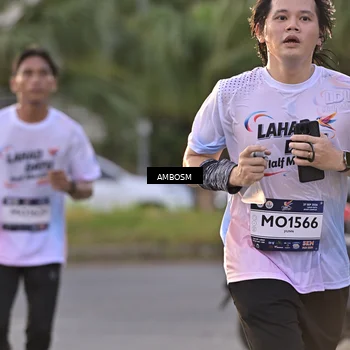 Runner Photo 7718661