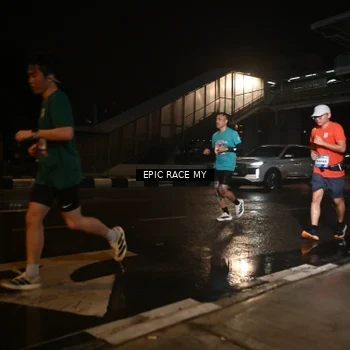 Runner Photo 7718665